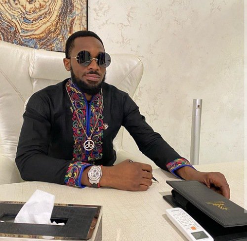"My fave right now" - D'banj